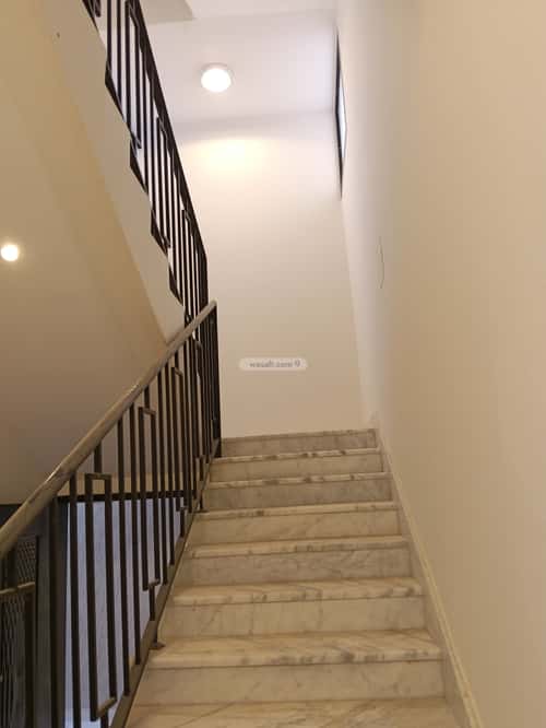 4 bedroom apartment in Al Janadriyah 9