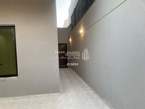 5 bedroom floor in Badr 4