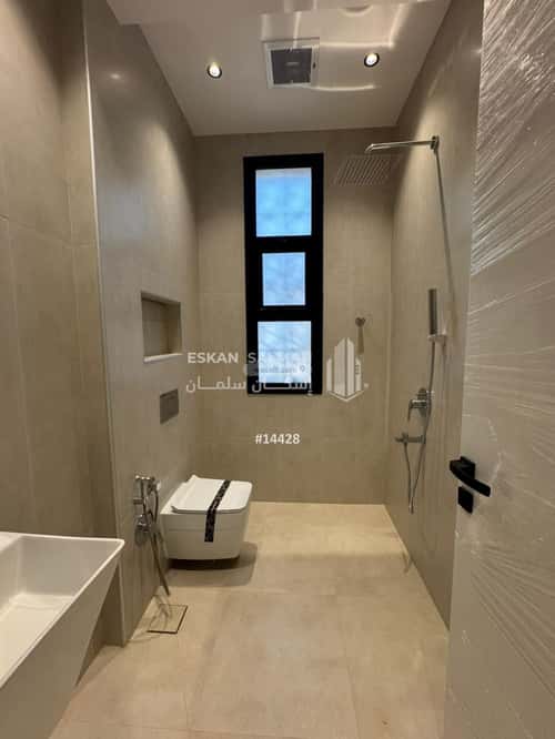 3 bedroom apartment in Qurtubah 7