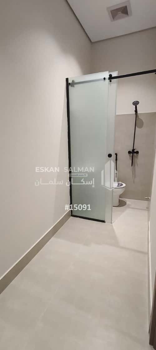 5 bedroom apartment in Al Janadriyah 12