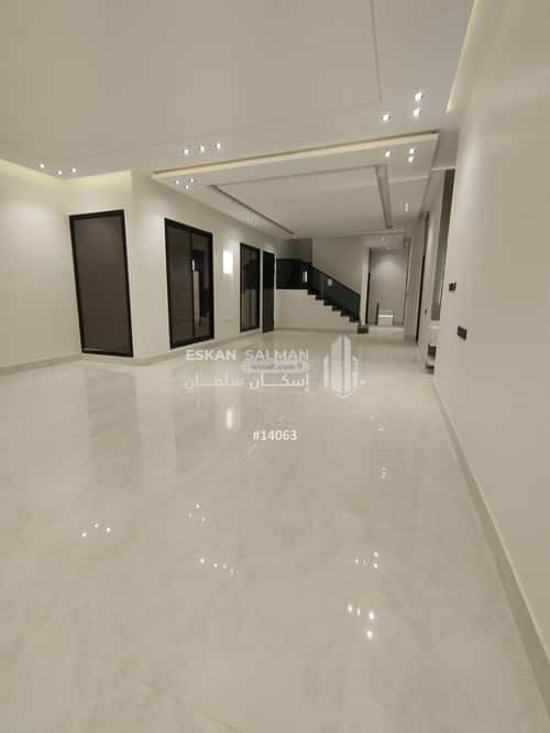 8 bedroom villa in Al Janadriyah 5