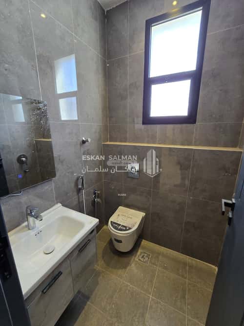 3 bedroom apartment in Al Yarmouk 1