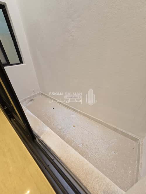 3 bedroom apartment in Al Yarmouk 2