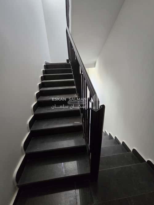 3 bedroom apartment in Al Yarmouk 4