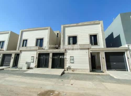 5 bedroom apartment in Al Nadwah 9