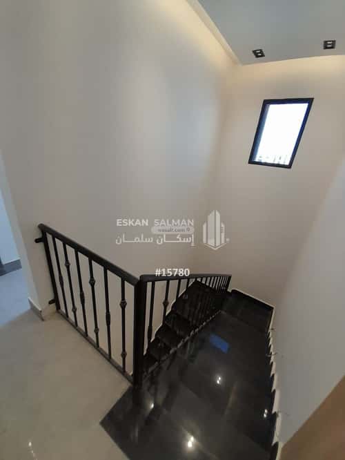 3 bedroom apartment in Al Munsiyah 4