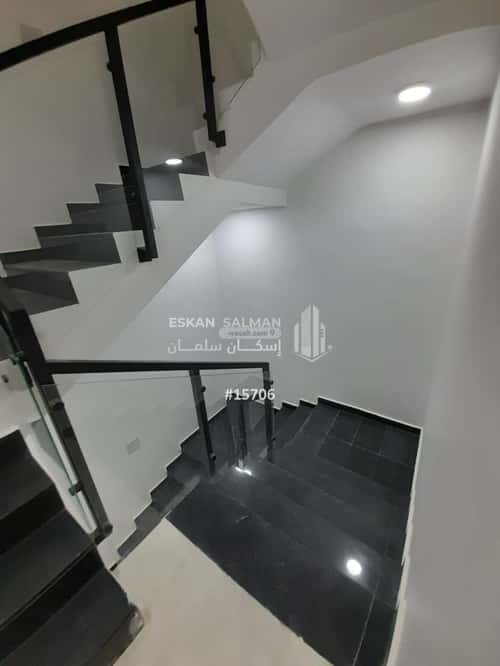 9 bedroom villa in Al Janadriyah 3