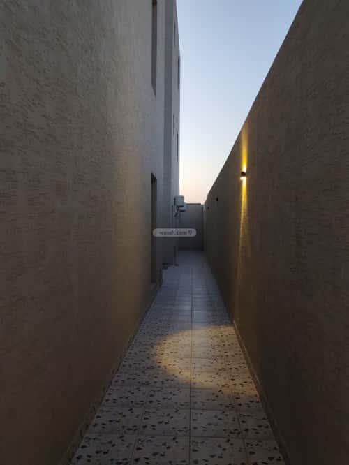 3 bedroom floor in Al Aridh 1