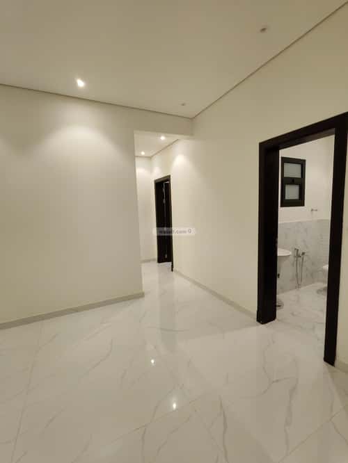 3 bedroom floor in Al Aridh 8