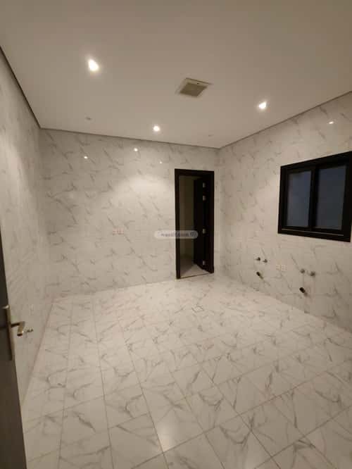 3 bedroom floor in Al Aridh 7