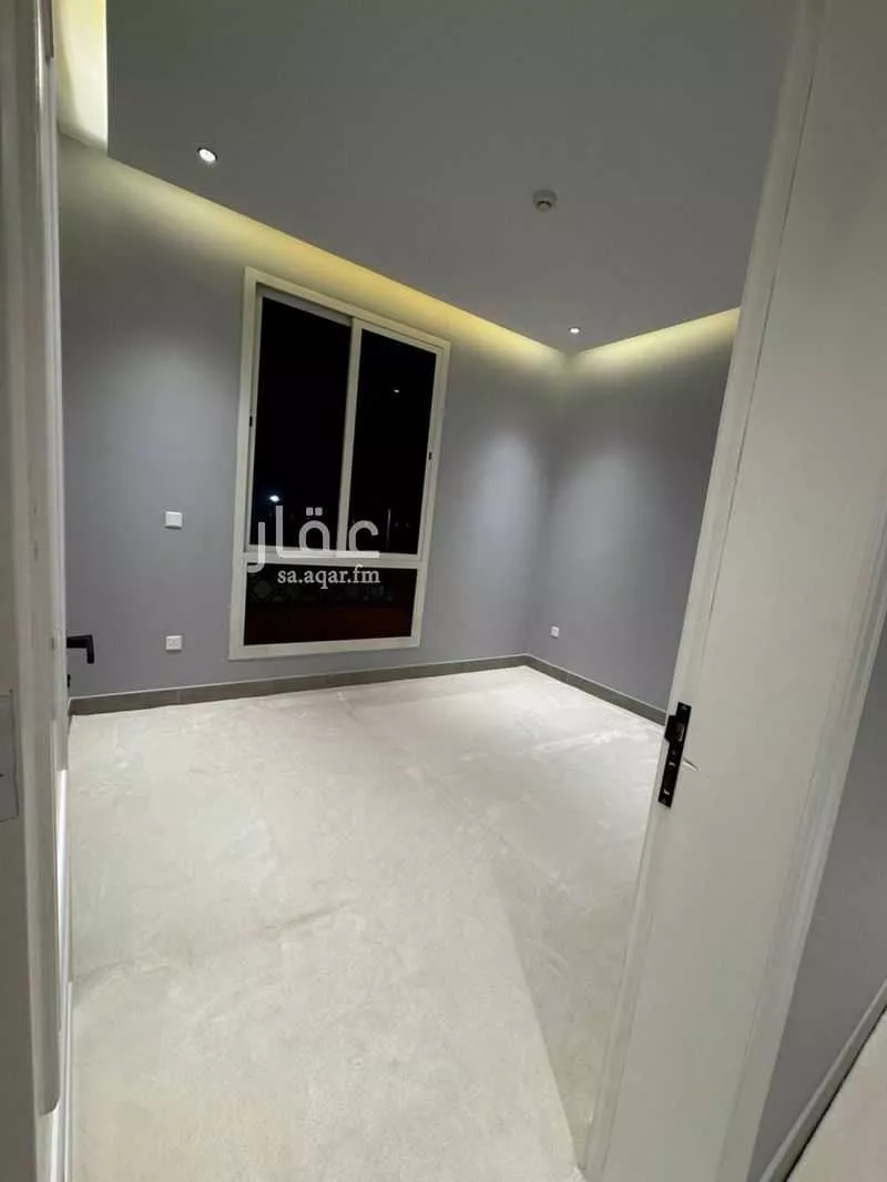 3 bedroom apartment in Al Malqa 7