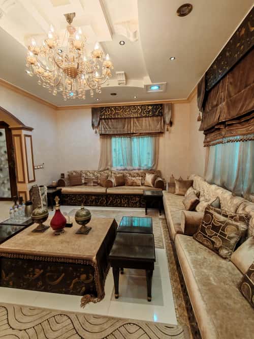 6 bedroom villa in Al Rabie 3