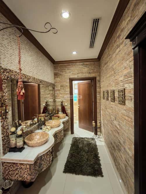 6 bedroom villa in Al Rabie 12