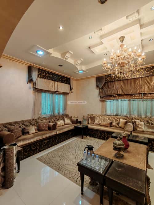 6 bedroom villa in Al Rabie 20