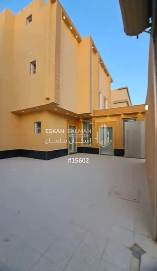 فيلا 6 غرف في بدر 1