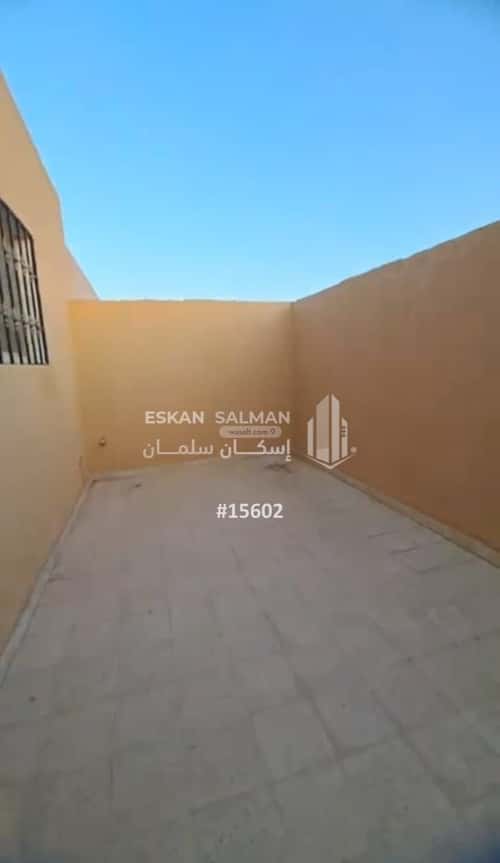 فيلا 6 غرف في بدر 3