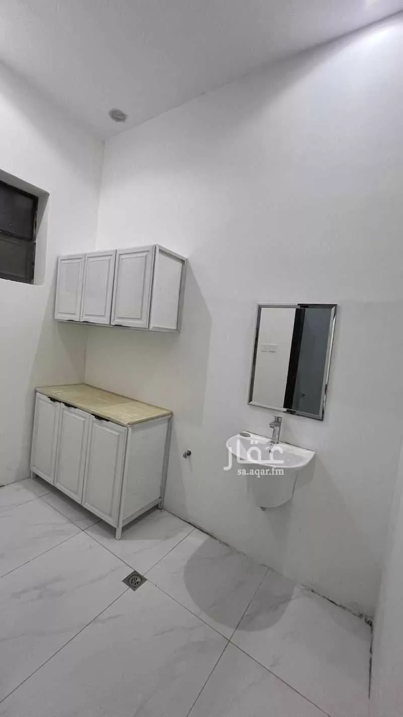 2 bedroom apartment in Dhahrat Laban, Riyadh 5