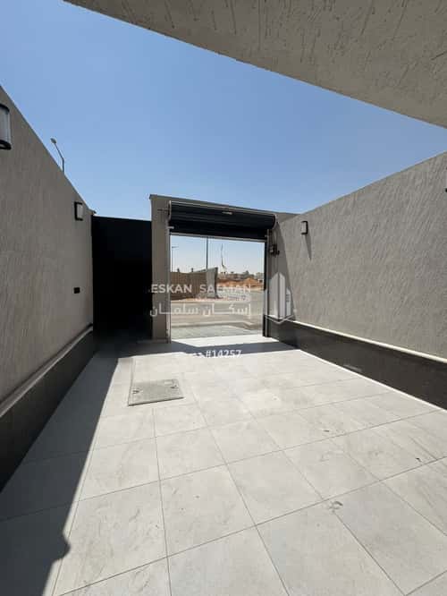 4 bedroom apartment in Al Janadriyah 5