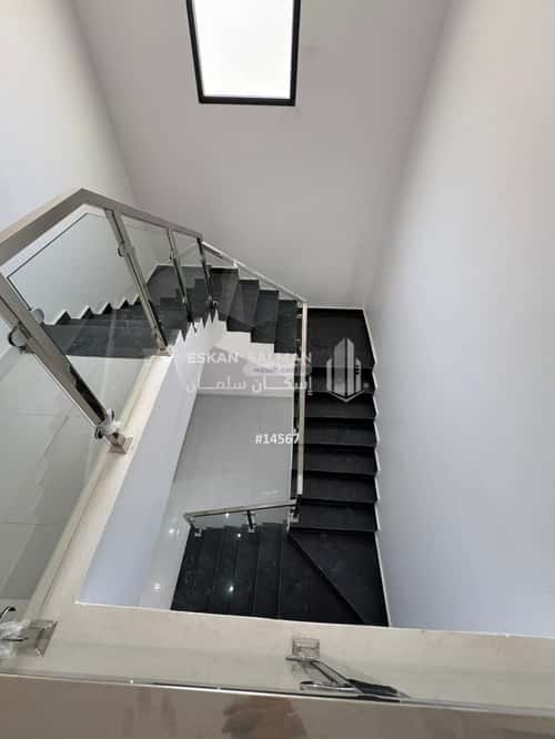 9 bedroom villa in Al Janadriyah 8