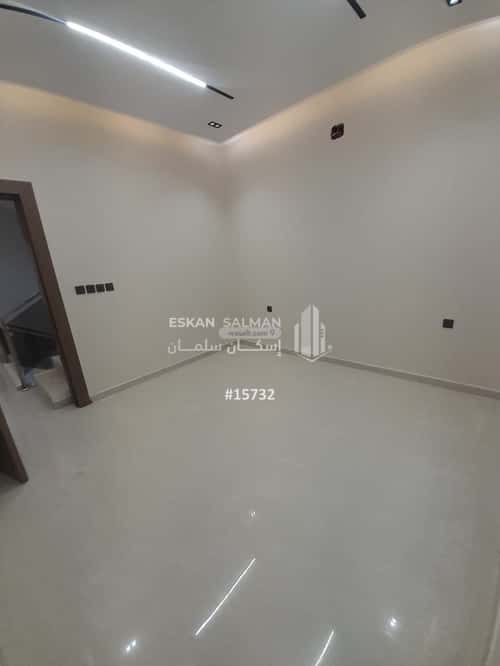 7 bedroom villa in Al Farouq 4