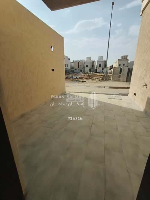 شقة 7 غرف في الجنادرية 17