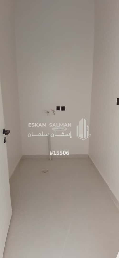 12 bedroom villa in Al Janadriyah 3