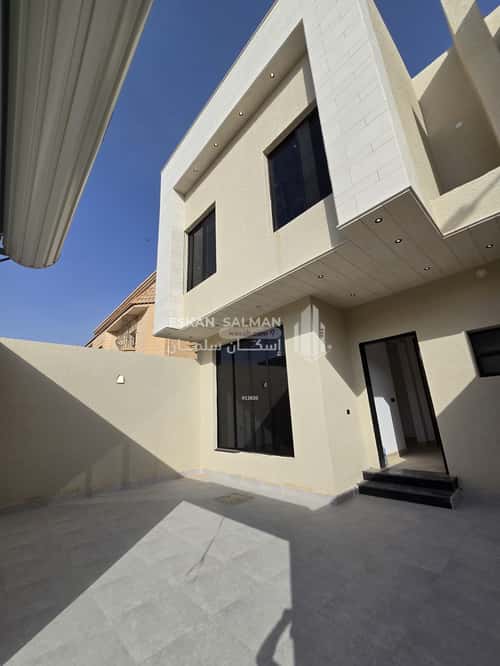 10 bedroom villa in Al Khaleej 15