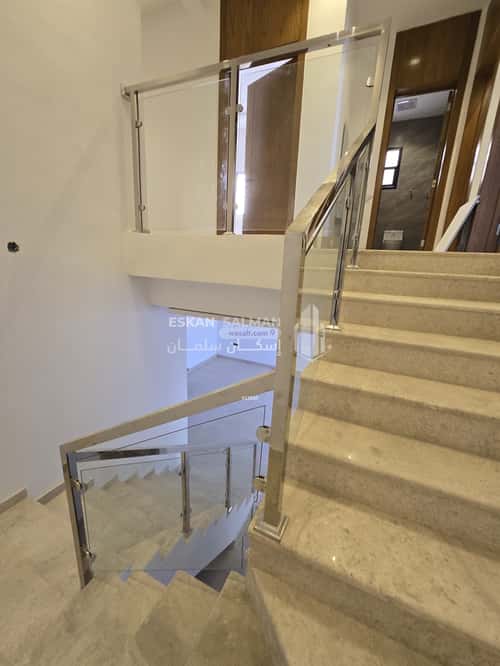10 bedroom villa in Al Khaleej 2
