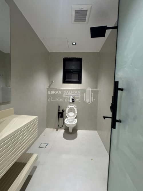 شقة 5 غرف في الجنادرية 3