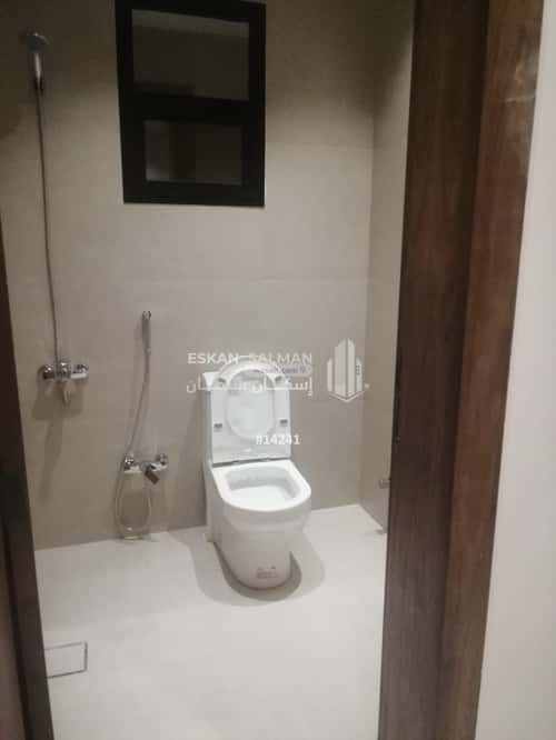 6 bedroom apartment in As Suwaidi 2