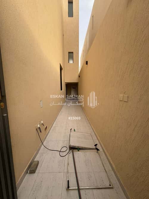 6 bedroom floor in Al Janadriyah 6