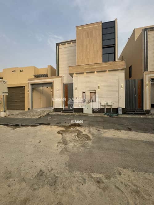 6 bedroom floor in Al Janadriyah 4