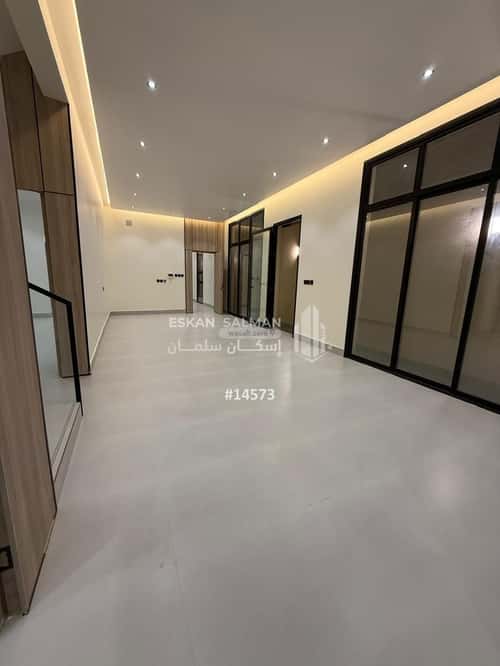 8 bedroom apartment in Al Janadriyah 4