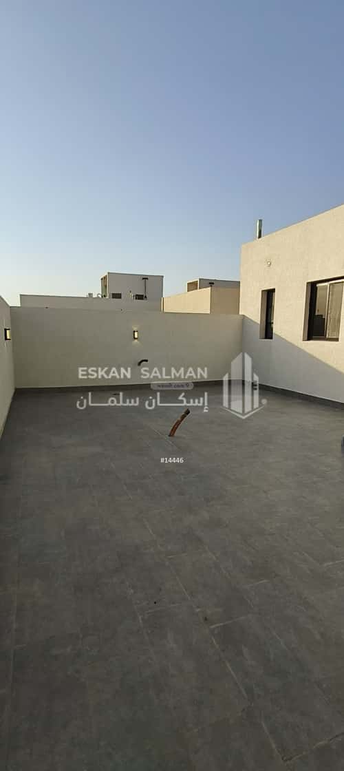 فيلا 8 غرف في الرمال 4