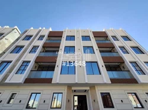 4 bedroom apartment in Al Malqa 9