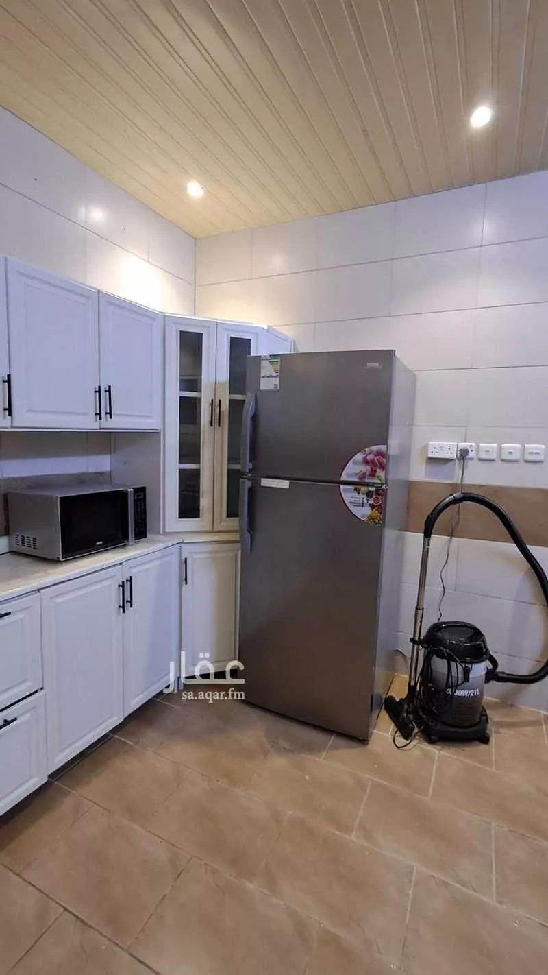 3 bedroom apartment in Al Maizilah 12