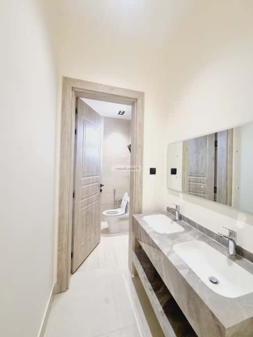 3 bedroom floor in Al Khaleej 5