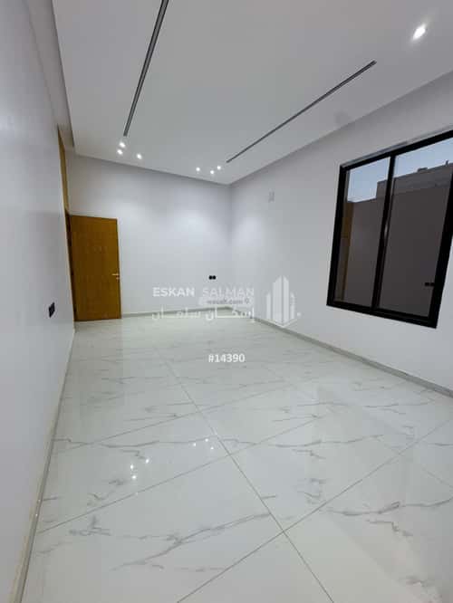 5 bedroom floor in Al Janadriyah 2