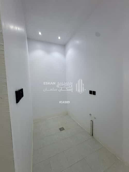 3 bedroom apartment in Al Janadriyah 4
