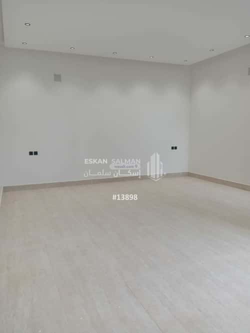 10 bedroom villa in Al Rimal 3