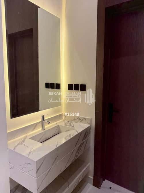 3 bedroom apartment in Al Janadriyah 1
