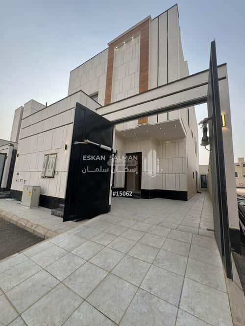 7 bedroom floor in Al Janadriyah 8