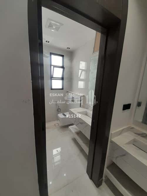 5 bedroom floor in Al Janadriyah 2