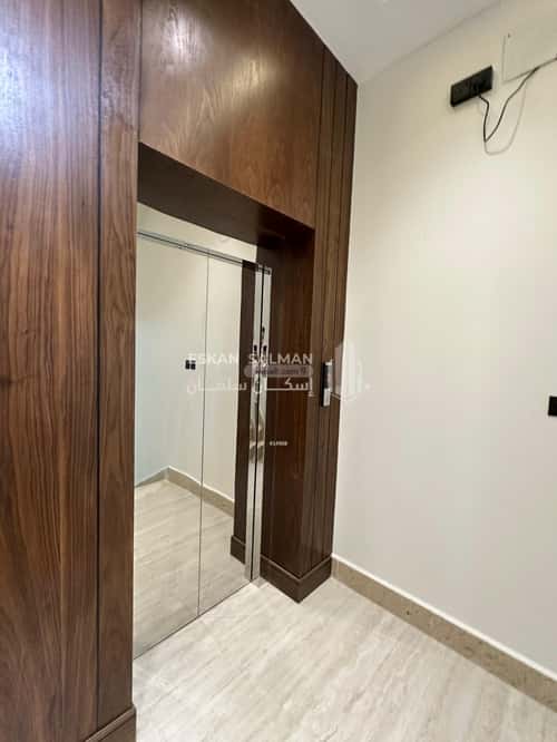 شقة 7 غرف في النرجس 4