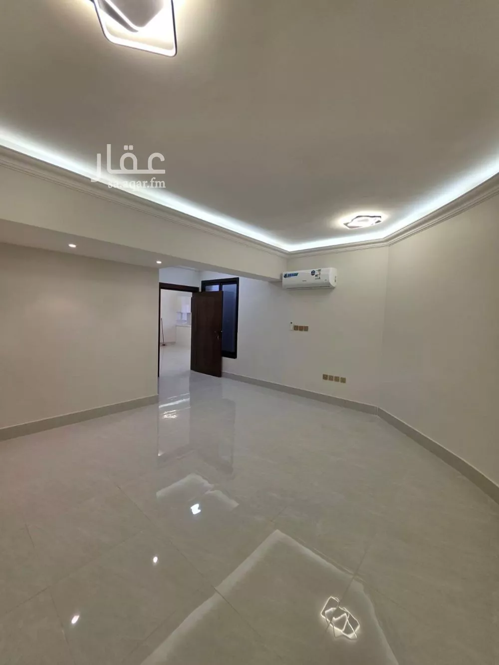4 bedroom floor in Al Qairawan 12