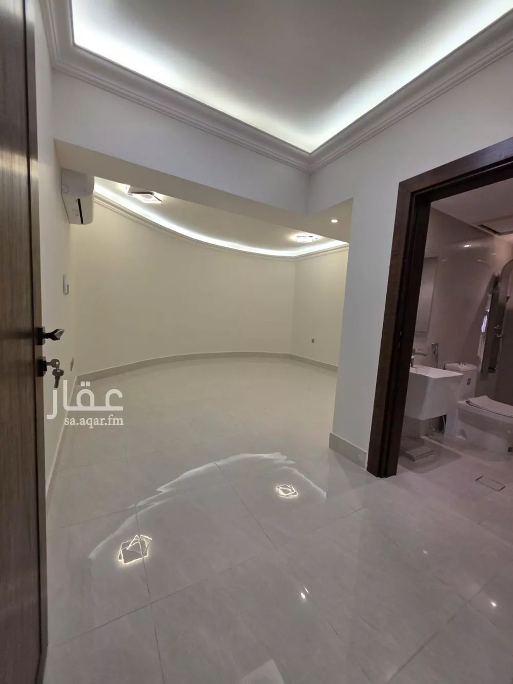 4 bedroom floor in Al Qairawan 16