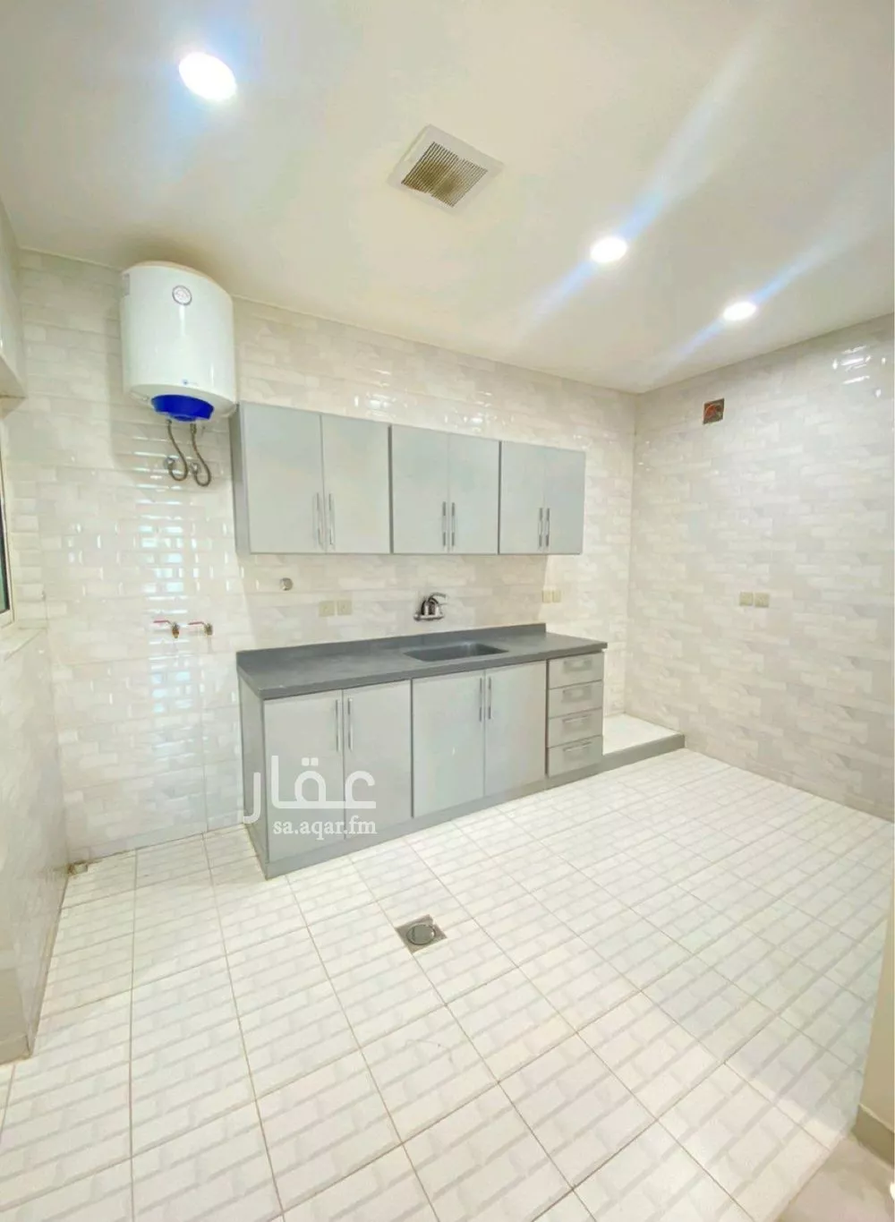 2 bedroom apartment in Al Qairawan 4