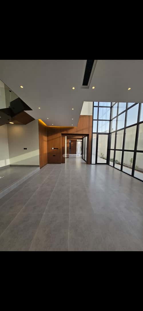 5 bedroom villa in Al Narjis 2