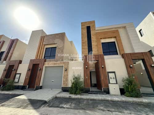 8 bedroom apartment in Al Rimal 4