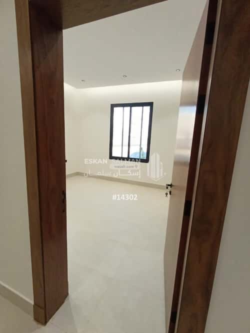 4 bedroom apartment in Dhahrat Laban 4